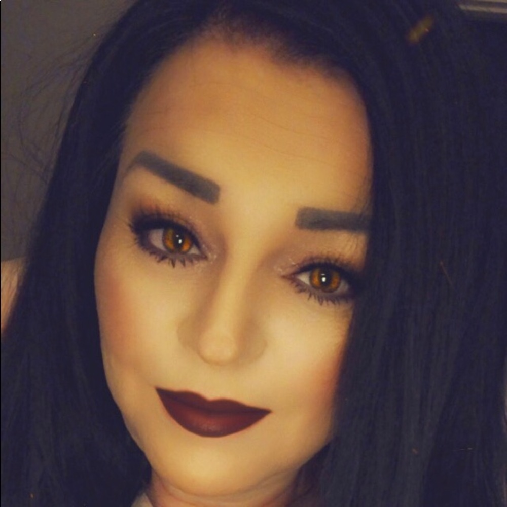Meet your Posher, Lori